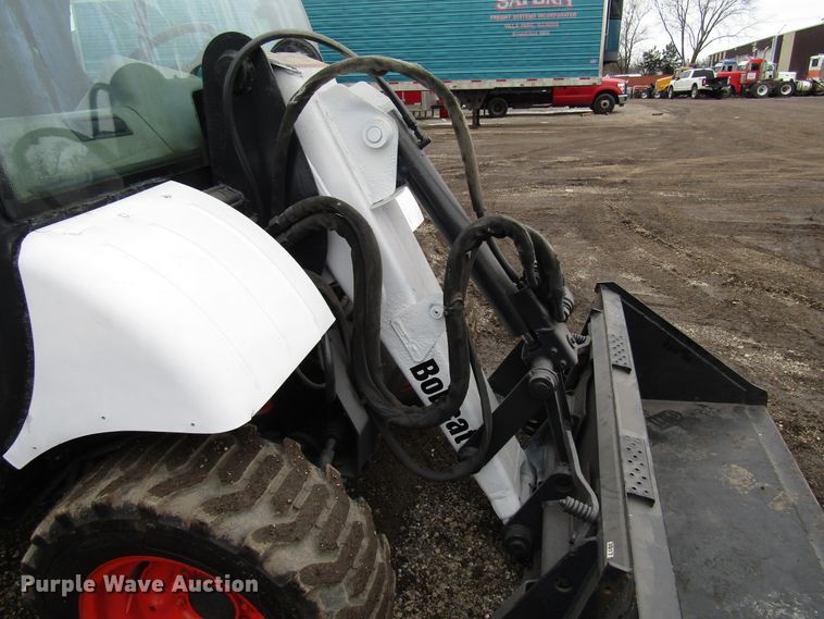 image for item DH8444 Bobcat Toolcat 5600 utility vehicle