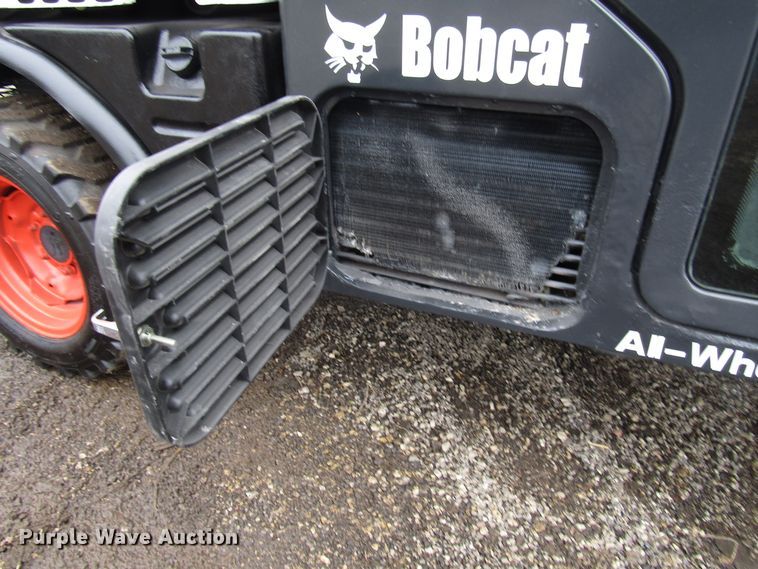 image for item DH8444 Bobcat Toolcat 5600 utility vehicle