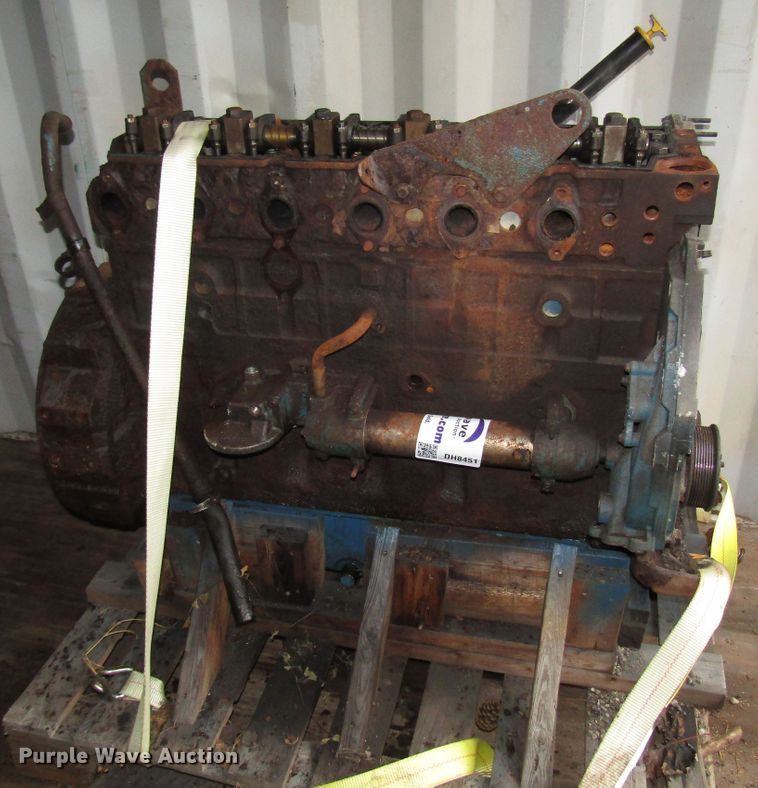 image for item DH8451 International six cylinder diesel engine