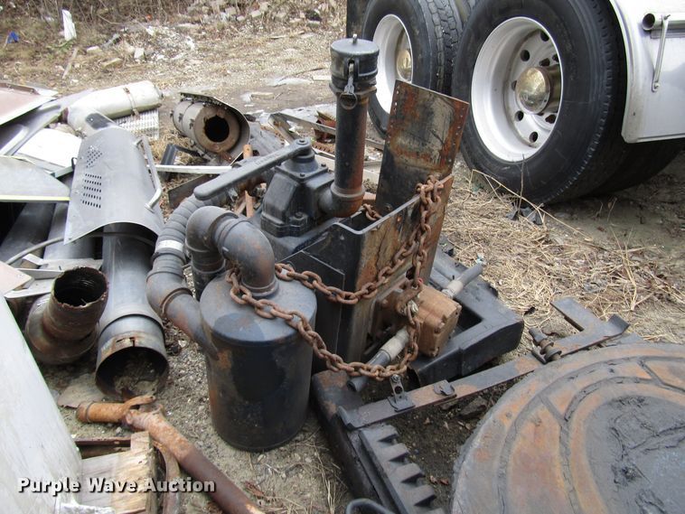 image for item DH8452 (3) pumps