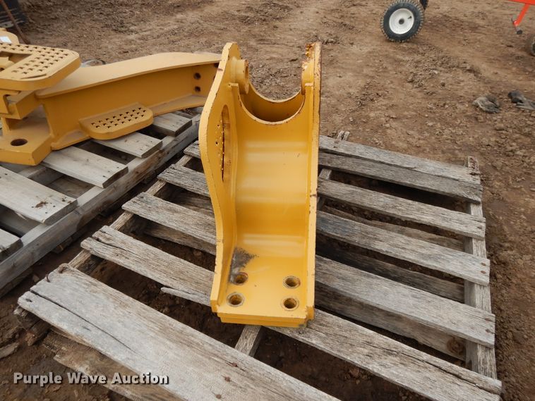 image for item DH8466 (2) Dozer draw bars
