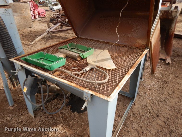 image for item DH8472 Sandstorm sandblaster cabinet