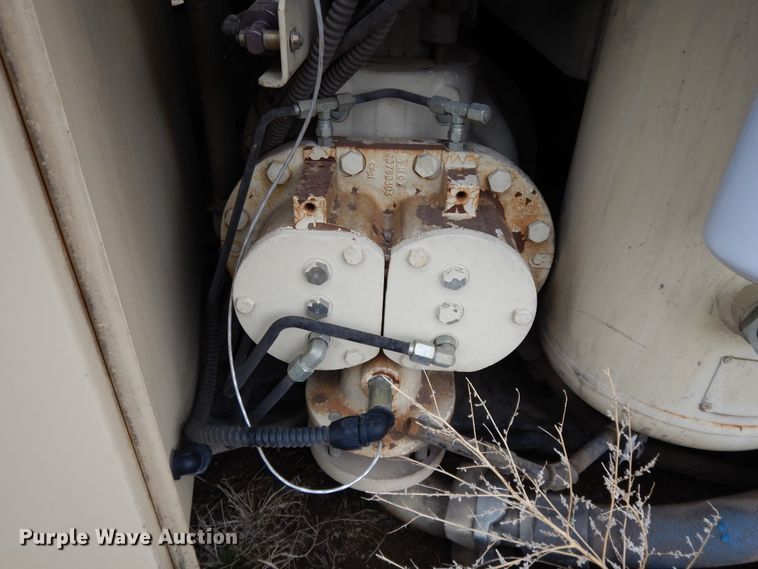 image for item DH8479 Ingersoll Rand SSREP100 air compressor