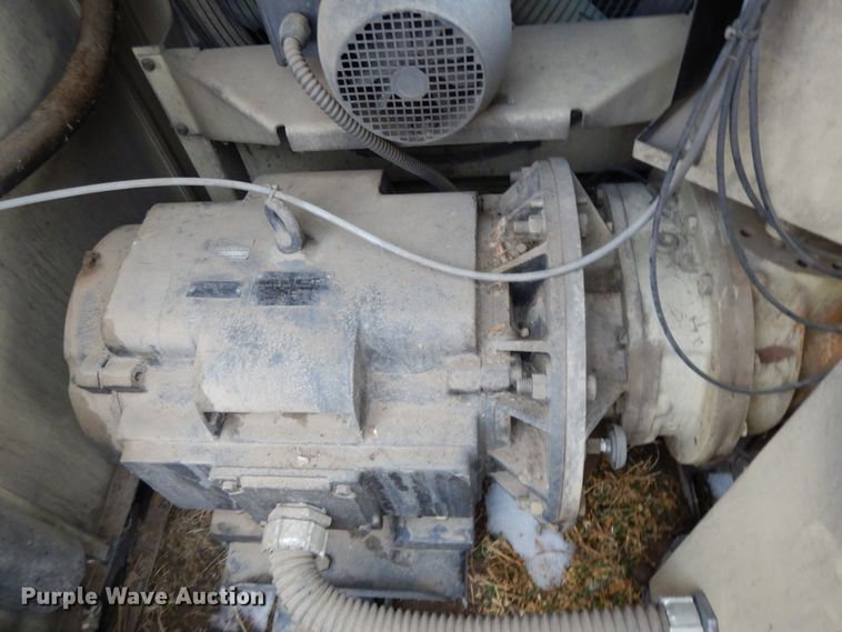 image for item DH8479 Ingersoll Rand SSREP100 air compressor