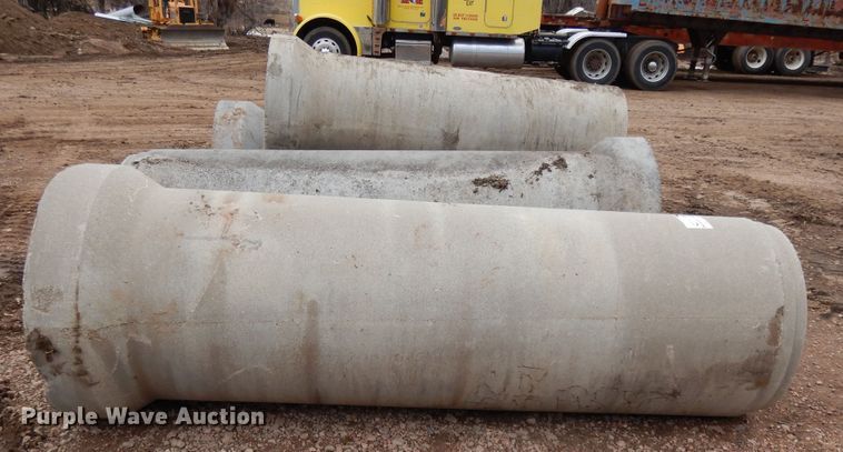 image for item DH8485 (4) concrete tubes