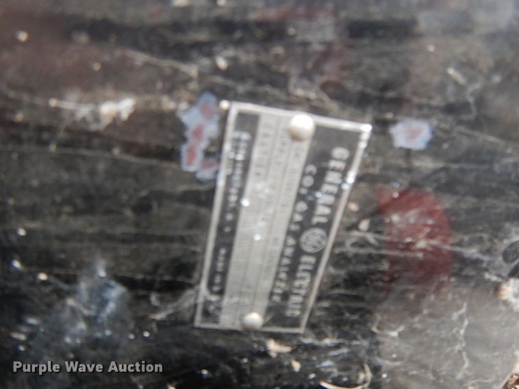 image for item DH8488 Valves, gauges, and equipment