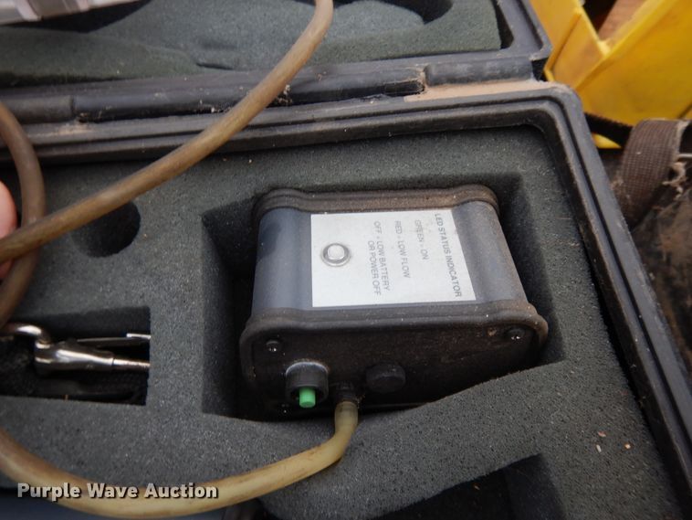 image for item DH8488 Valves, gauges, and equipment