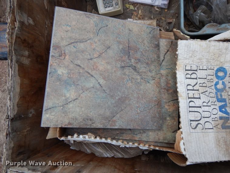 image for item DH8488 Valves, gauges, and equipment