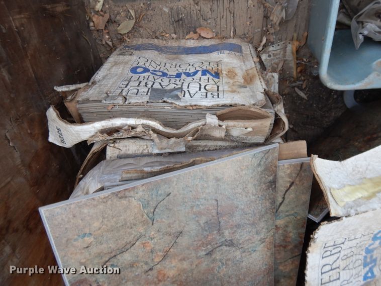 image for item DH8488 Valves, gauges, and equipment