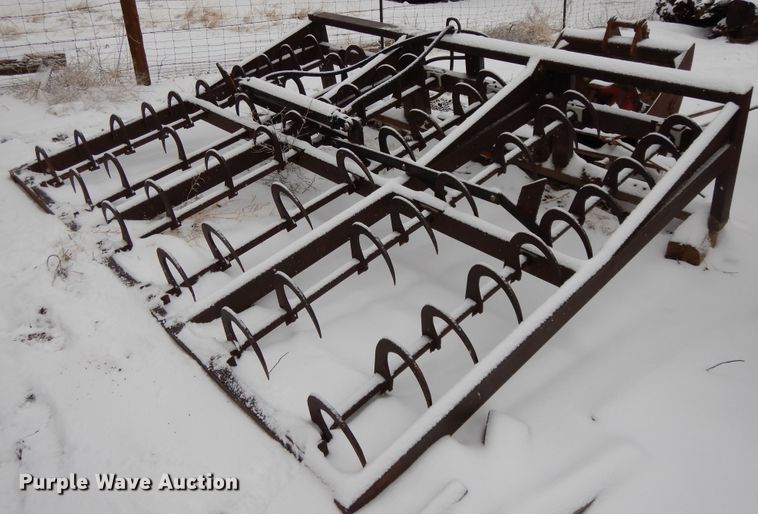 image for item DH8492 Square bale grabber