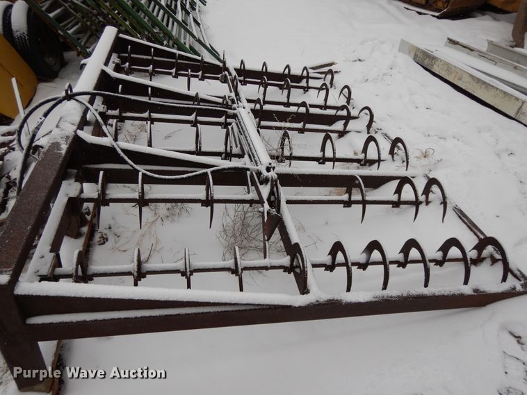 image for item DH8492 Square bale grabber