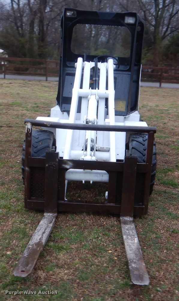 image for item DI2467 Bobcat 1600 wheel loader