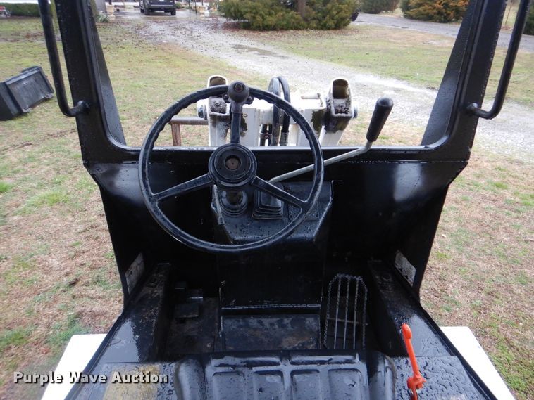 image for item DI2467 Bobcat 1600 wheel loader