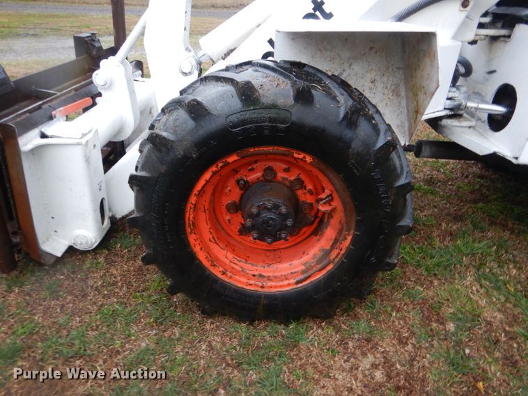 image for item DI2467 Bobcat 1600 wheel loader