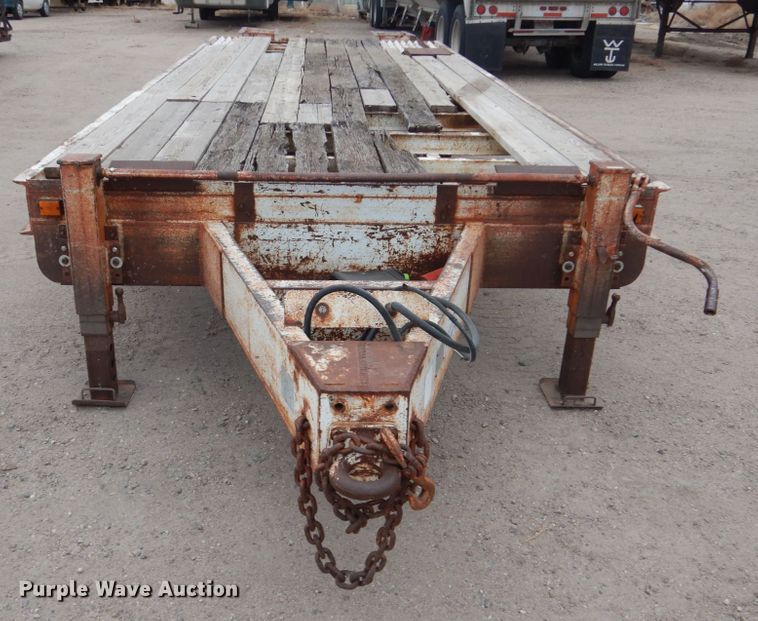 image for item DJ2999 1993 Belshe T-24AP equipment trailer