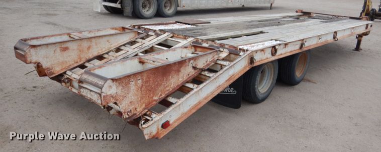 image for item DJ2999 1993 Belshe T-24AP equipment trailer