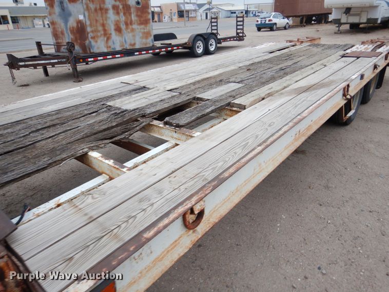 image for item DJ2999 1993 Belshe T-24AP equipment trailer