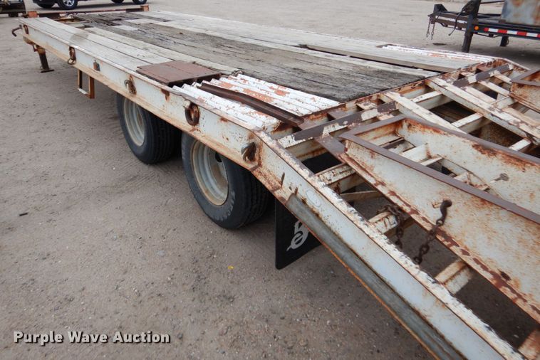 image for item DJ2999 1993 Belshe T-24AP equipment trailer
