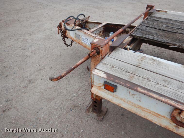 image for item DJ2999 1993 Belshe T-24AP equipment trailer