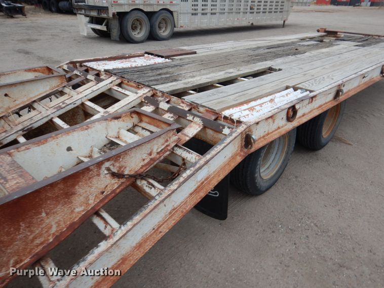 image for item DJ2999 1993 Belshe T-24AP equipment trailer