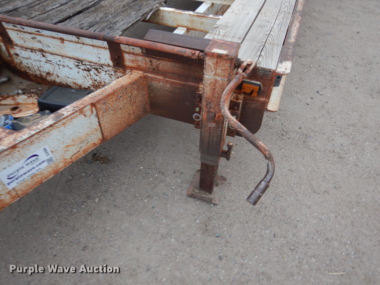 image for item DJ2999 1993 Belshe T-24AP equipment trailer