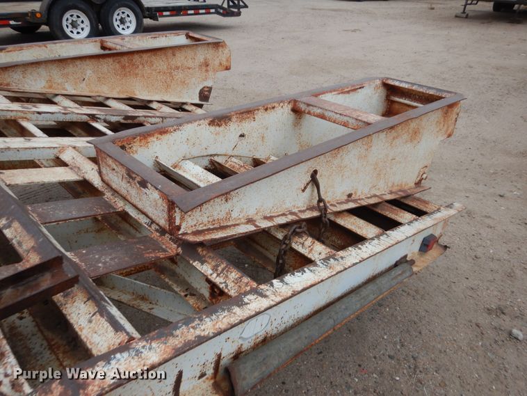 image for item DJ2999 1993 Belshe T-24AP equipment trailer