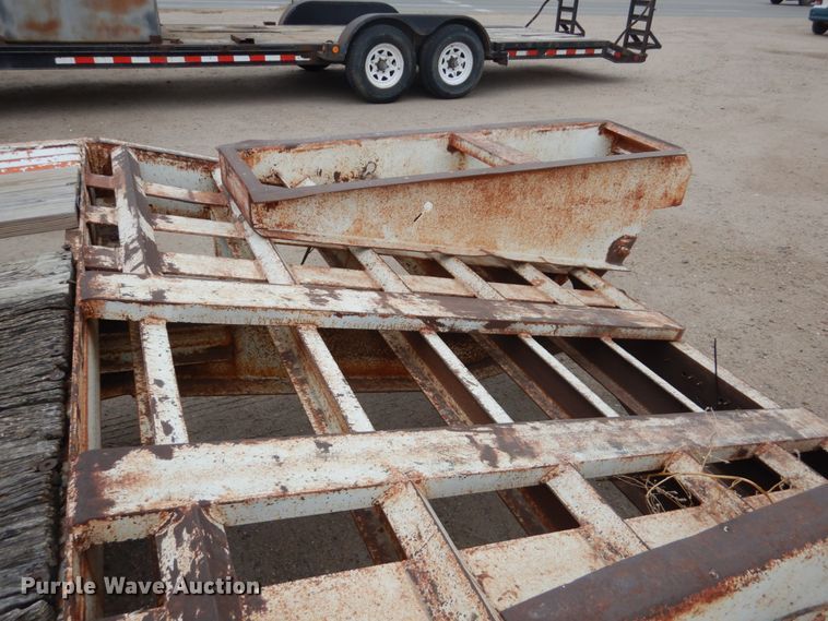 image for item DJ2999 1993 Belshe T-24AP equipment trailer