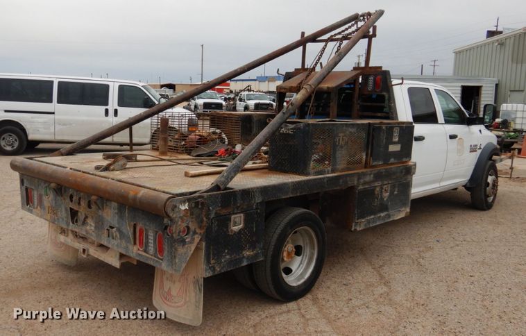 image for item DJ8751 2017 Dodge Ram 5500 Crew Cab winch truck