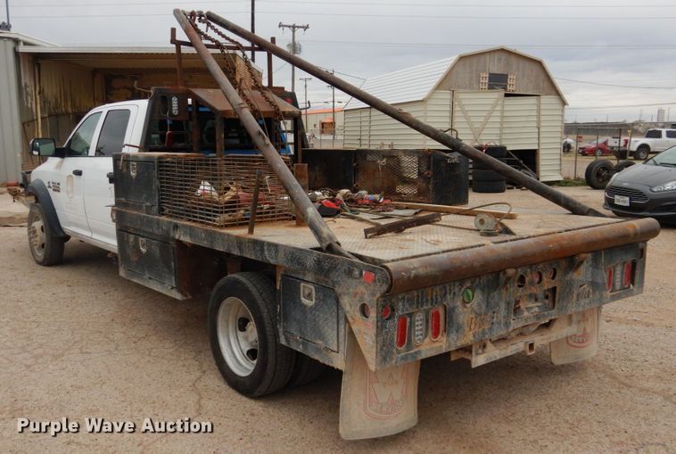 image for item DJ8751 2017 Dodge Ram 5500 Crew Cab winch truck