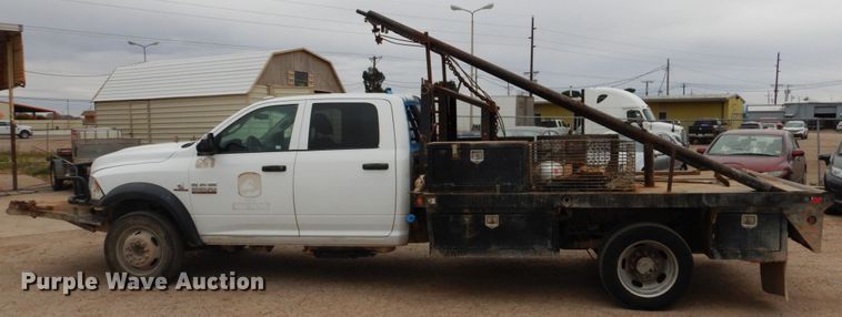 image for item DJ8751 2017 Dodge Ram 5500 Crew Cab winch truck