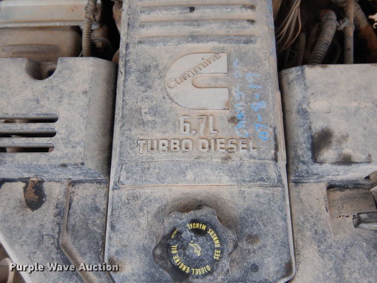 image for item DJ8751 2017 Dodge Ram 5500 Crew Cab winch truck