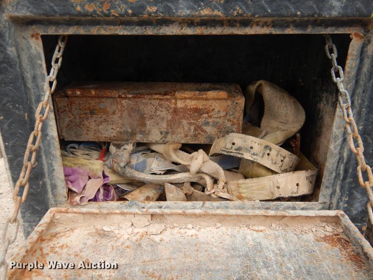 image for item DJ8751 2017 Dodge Ram 5500 Crew Cab winch truck