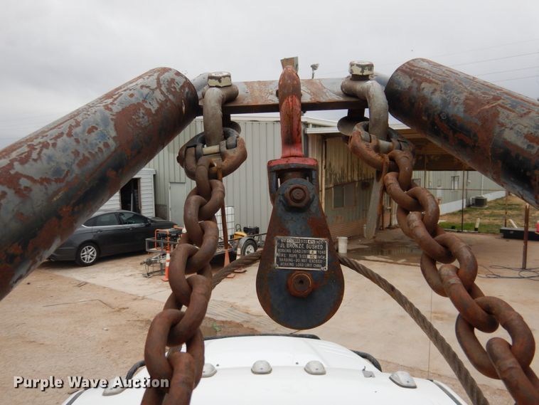 image for item DJ8751 2017 Dodge Ram 5500 Crew Cab winch truck