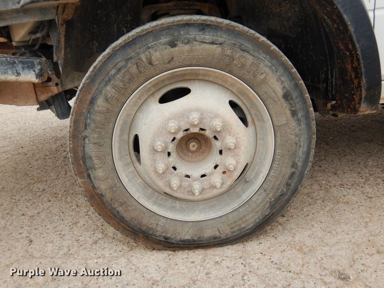 image for item DJ8751 2017 Dodge Ram 5500 Crew Cab winch truck