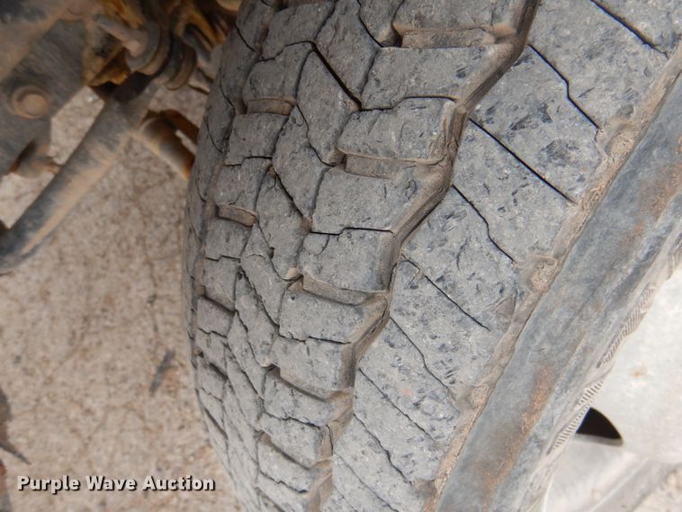 image for item DJ8751 2017 Dodge Ram 5500 Crew Cab winch truck