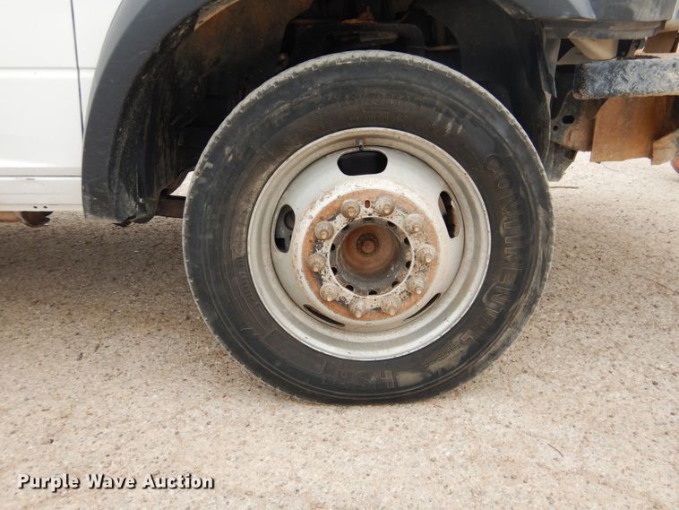 image for item DJ8751 2017 Dodge Ram 5500 Crew Cab winch truck