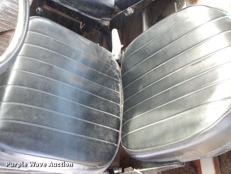 image for item DV9409 1978 Oshkosh P-2323-4 snow blower truck