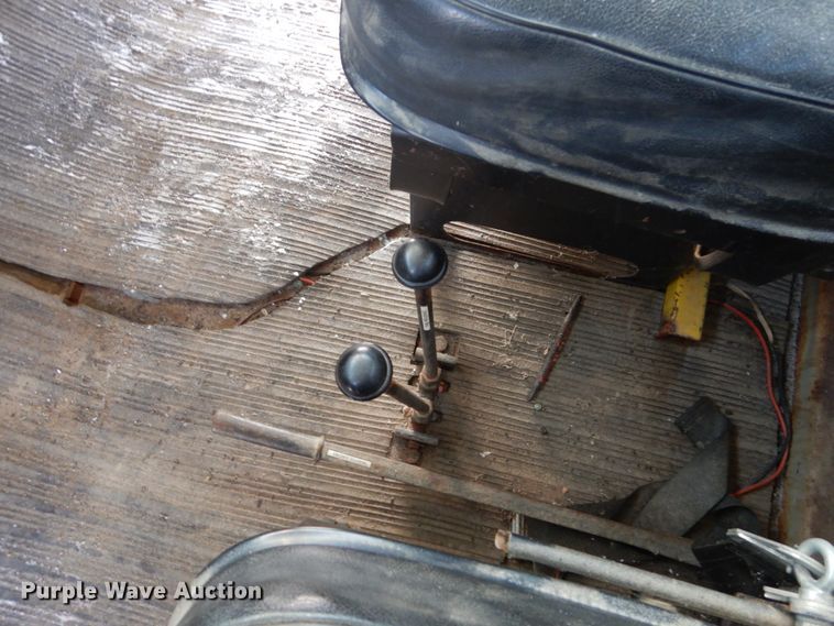 image for item DV9409 1978 Oshkosh P-2323-4 snow blower truck