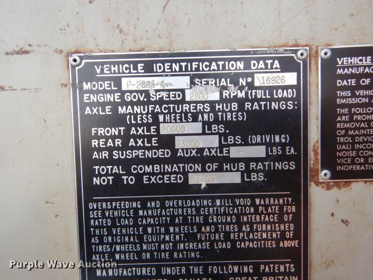 image for item DV9409 1978 Oshkosh P-2323-4 snow blower truck