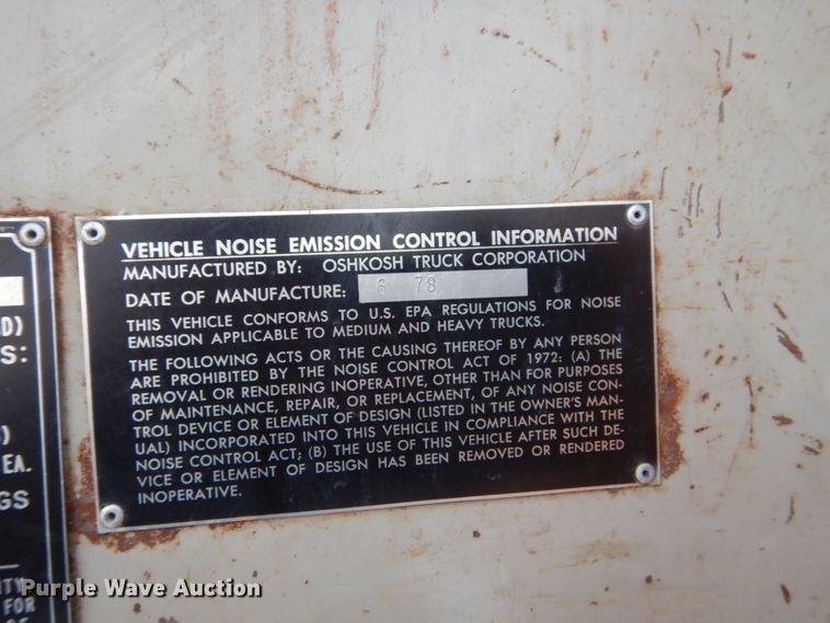 image for item DV9409 1978 Oshkosh P-2323-4 snow blower truck