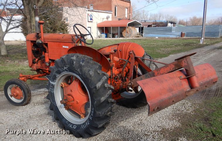 image for item EK9188 Case VAC14 tractor