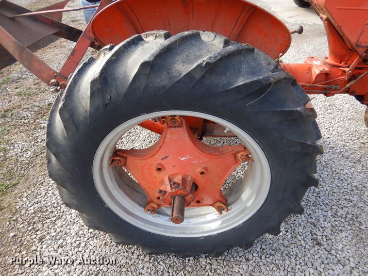 image for item EK9188 Case VAC14 tractor