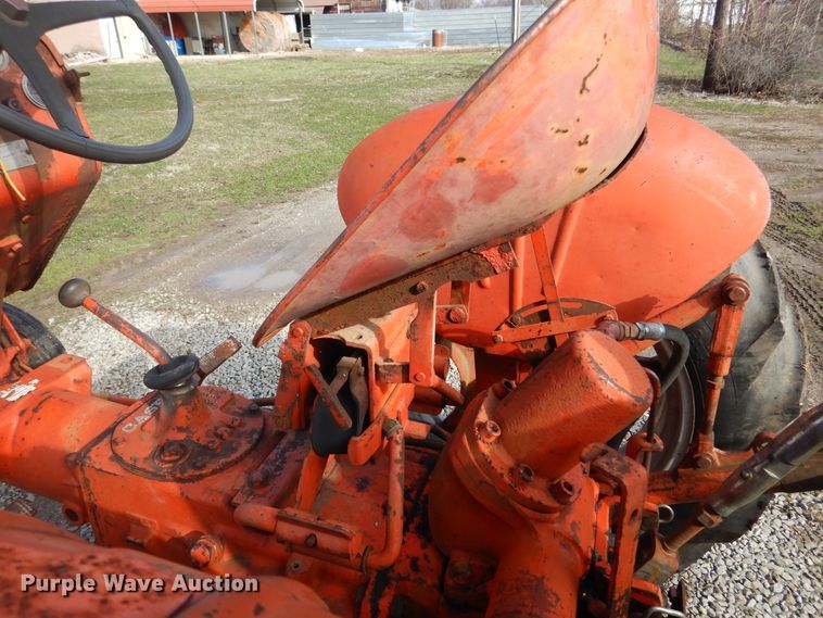 image for item EK9188 Case VAC14 tractor