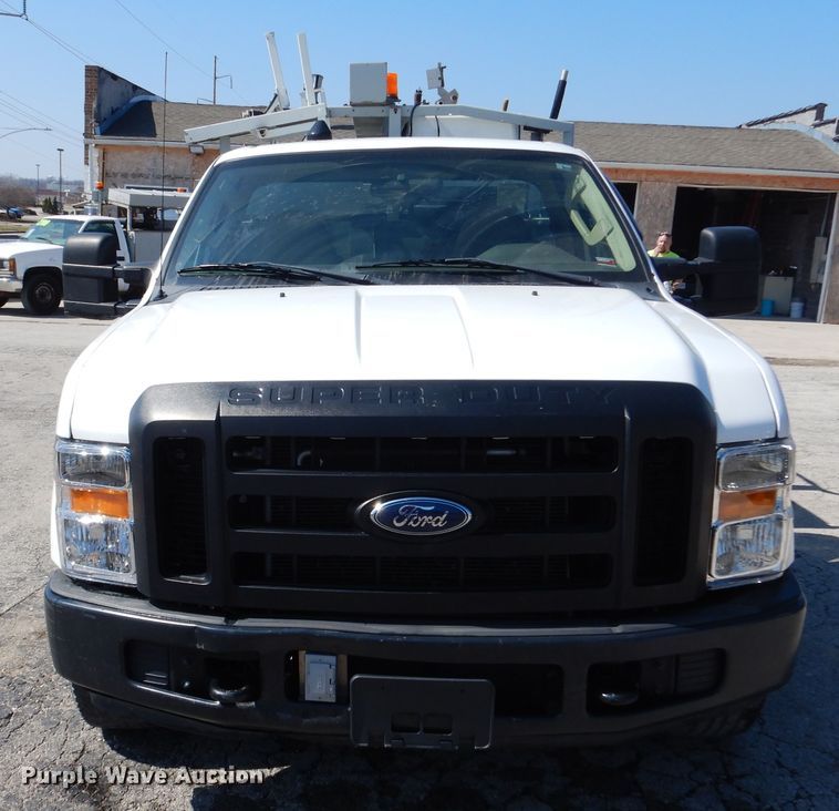 image for item EK9197 2008 Ford F350 XL Super Duty utility bed pickup truck