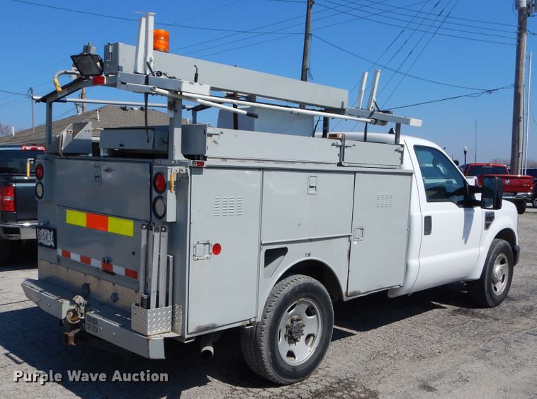 image for item EK9197 2008 Ford F350 XL Super Duty utility bed pickup truck