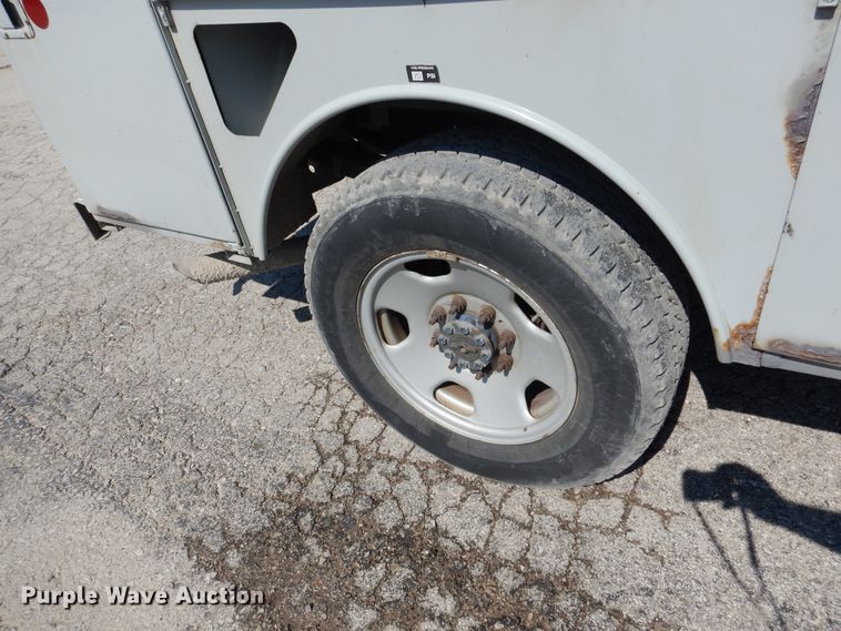 image for item EK9197 2008 Ford F350 XL Super Duty utility bed pickup truck