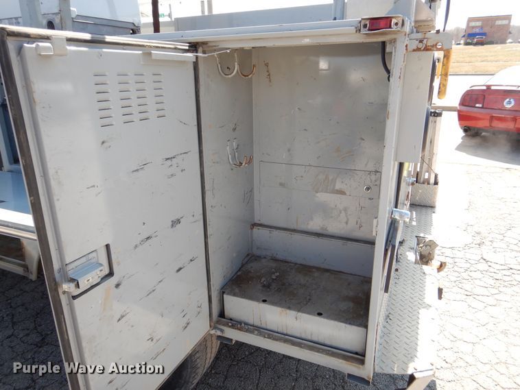 image for item EK9197 2008 Ford F350 XL Super Duty utility bed pickup truck