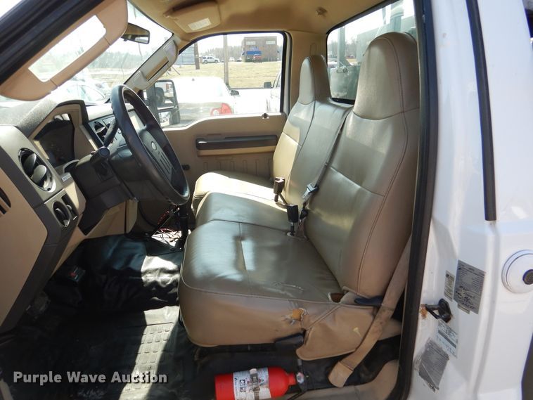 image for item EK9197 2008 Ford F350 XL Super Duty utility bed pickup truck