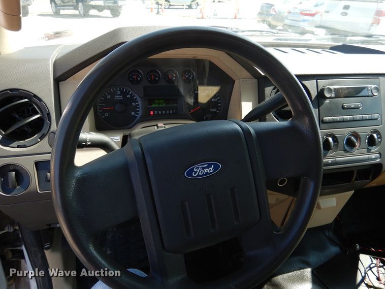 image for item EK9197 2008 Ford F350 XL Super Duty utility bed pickup truck