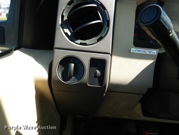 image for item EK9197 2008 Ford F350 XL Super Duty utility bed pickup truck